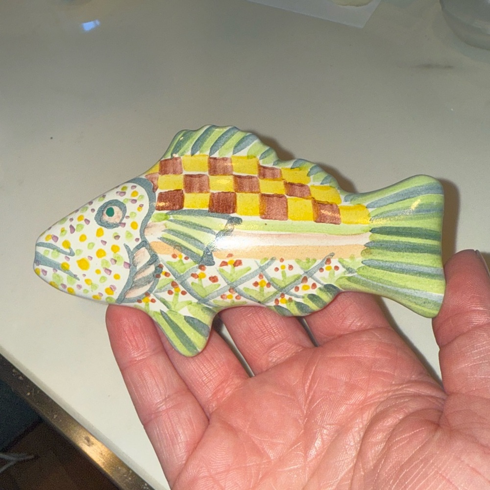 MacKenzie-Childs Ceramic Fish Knob – Handpainted Checkered Design Only One Knob - Picture 4 of 13